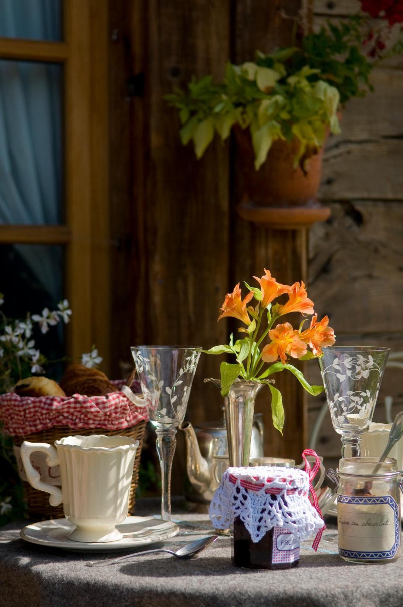 Bed and Breakfast La Ferme D'Angele Bourg-Saint-Maurice Exterior foto