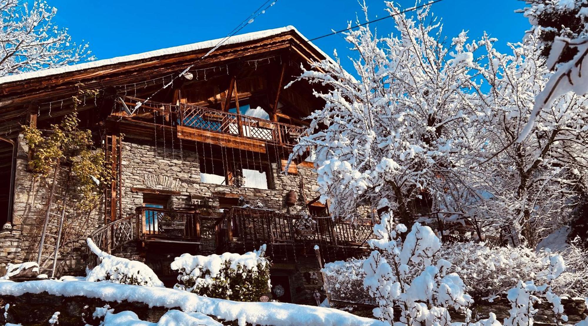 Bed and Breakfast La Ferme D'Angele Bourg-Saint-Maurice Exterior foto