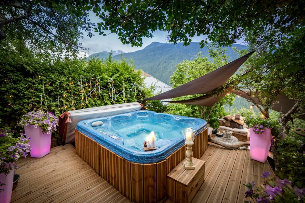 Bed and Breakfast La Ferme D'Angele Bourg-Saint-Maurice Exterior foto