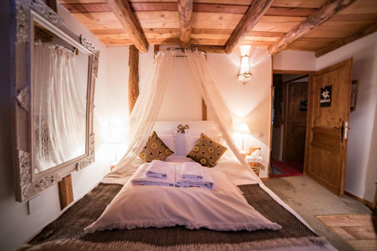 Bed and Breakfast La Ferme D'Angele Bourg-Saint-Maurice Exterior foto